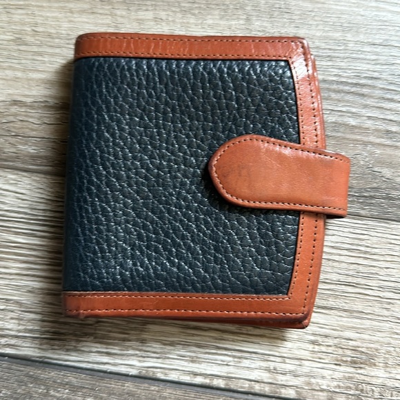 Vintage Dooney & Bourke checkbook and bi-fold wallet - Picture 5 of 7